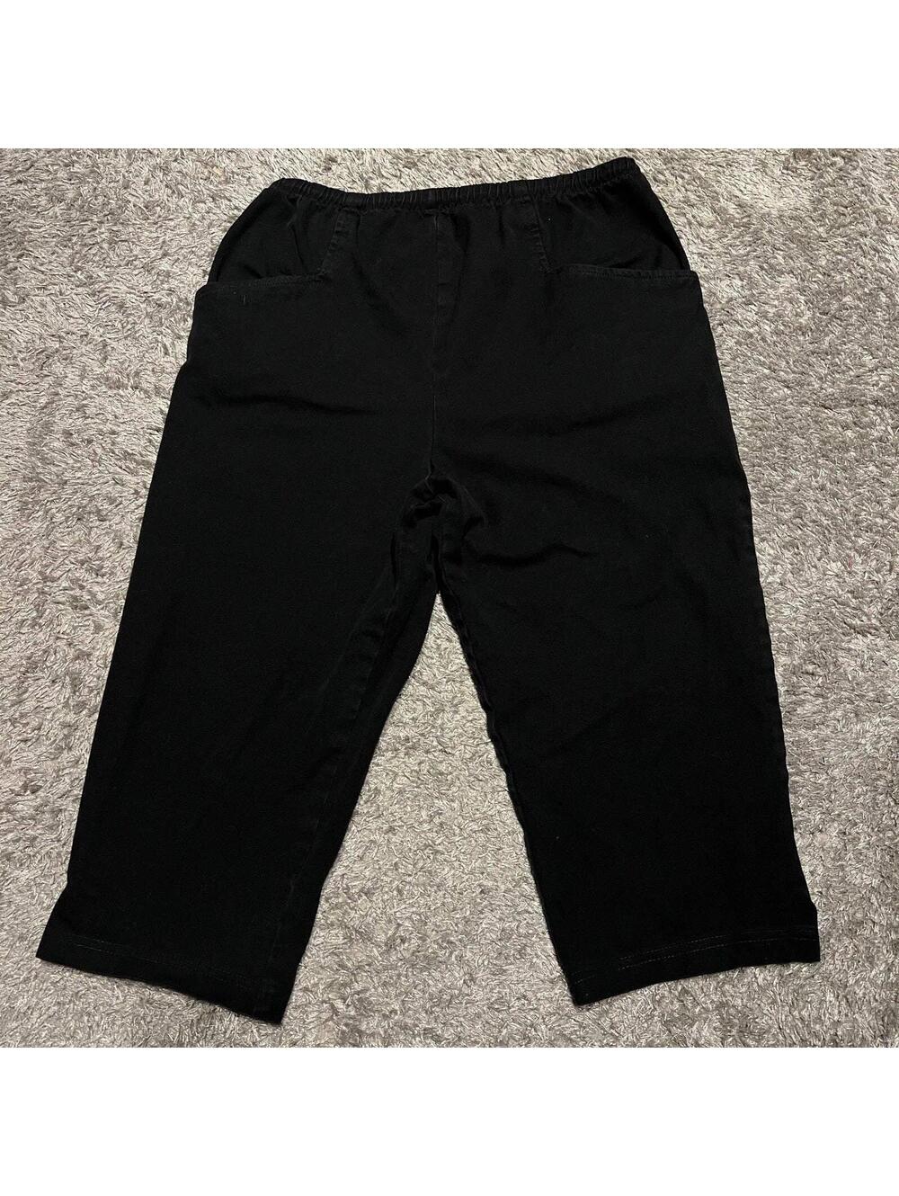 Maternity shorts